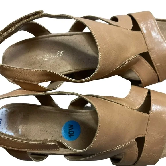 Ladies Aerosols Wedges wide width - Picture 2 of 4